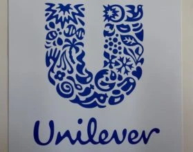 European Stocks Higher After Chinese Rate Cut; Unilever Tumbles on GSK Unit Bid By Investing.com